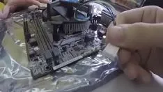 تشغيل متخصص يرضي جمع الكمبيوتر مع مدرب ساخن