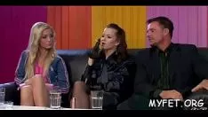 Reproduzir A gatinha lena cova adora material de embalagem brobdingnagian teras slam dance ela