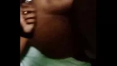 Oynat Sıcak kıçlı yeni bayan