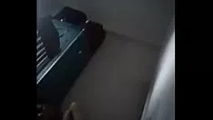 Reproduzir A babá gostosa está amando sexo com o proprietário