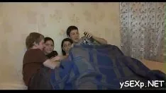 Afspelen Meerderheid adolescente seksporno