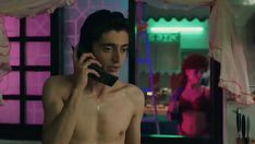 Odtwórz Aroha hafez actriz española desclass nuda en la pelicula colombiana el man del erotica (2018)