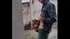 Играть Ручная работа, все мысли, кроме моей замужней женщины