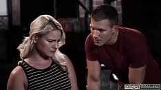 تشغيل Straightawaytabu.com - stairson reigns and spangs milf treadmom