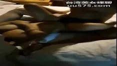 Reproduzir Duas jovens na zona de luz de advertência de hekou, yunnan