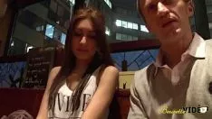 Reproduzir Evy, aos 18 anos, ela precisa de sexo anal