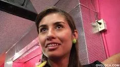 再生 彼女の顧客を見て大人のおもちゃのセールスガール彼女の fucworldbeater 科学
