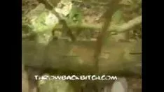 चलाएँ 97.उसने यहूदी बस्ती की भव्यता के लिए मेरे मोटे गमशू को चूसा