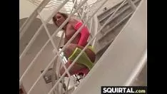 播放 热小姐卡明在凸轮上真正真正的善良 6