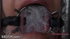 تشغيل ضابط الوقت الأول في الجنس السادي المازوخي