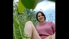 Play Naked horny milf in a chamomile field masturbates, pisses and wards off a wasp / angela-milf