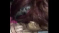 Reproduzir Meu marido está filmando enquanto eu me divirto com nossa amiga