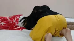 Play Curvy Bhabhi's Squirt-Filled Pussy Fucking