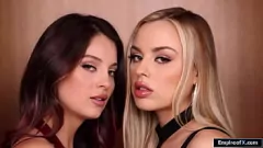Jouer Douche sensuelle Lesbiennes Anna Claire Clouds et Maddy May en séance de sexe chaud