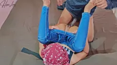 Abspielen Sexy malaiische Hijab Babe genießt eine intensive Muschi -Ficken
