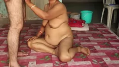 चलाएँ देसी भारतीय मौसी का गहन कट्टर बकवास सत्र