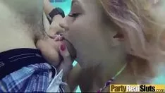 Reproducir bianca & sasha ventana dan en squanderjobs debajo del riego en el partido político charco